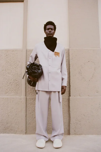 Look 3